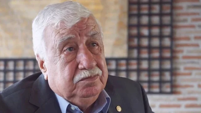 Tiyatro ve Sinemanın Usta İsmi Ahmet Gülhan 85 Yaşında Hayat...