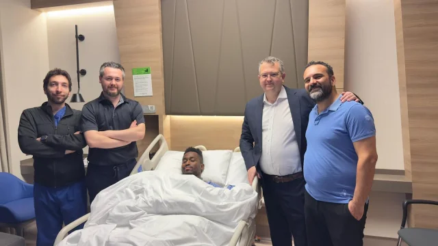 Anadolu Efes'te Beaubois Ameliyat Oldu: Sahalardan 2 Hafta U...