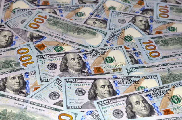 Dolar yeniden güç kazandı: Endeks 3 ay sonra 100'ü aştı