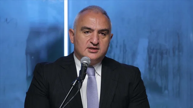 Bakan Ersoy: Türkiye, 9 Ayda 50 Milyon Ziyaretçiyle 50 Milya...