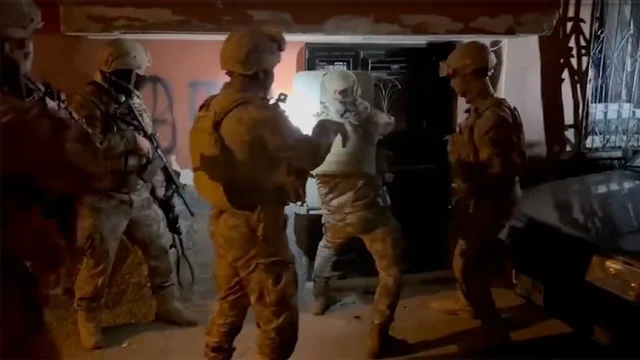 Silah ve mühimmat kaçakçılığı operasyonunda 135 gözaltı