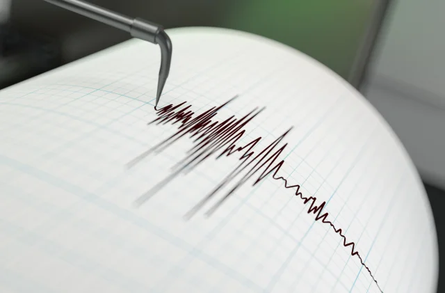 Yunanistan'da 4,5 büyüklüğünde deprem!