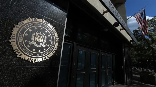 FBI, Trump hakkındaki soruşturmalarda görev alan bazı çalışa...