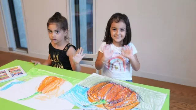 AKM, Ara Tatilde Minik Sanatseverleri Renkli Etkinliklerle B...