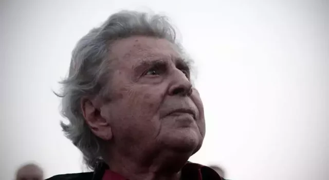 Yunan Besteci Mikis Theodorakis, Doğumunun 100. Yılında İsta...