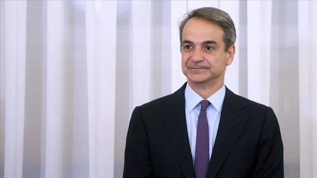 Yunanistan Başbakanı Miçotakis, ABD İçişleri Bakanı Burgum v...