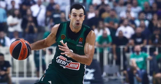 Panathinaikos, Kostas Sloukas ile Sözleşme Yeniledi