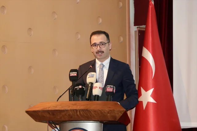 Trabzon'da 'Karadeniz Kruvaziyer Turizmine Stratejik Açılım'...