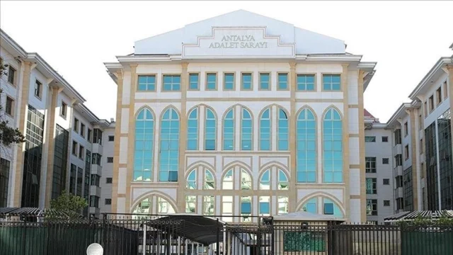 Antalya Büyükşehir soruşturmasında 2 tutuklama kararı