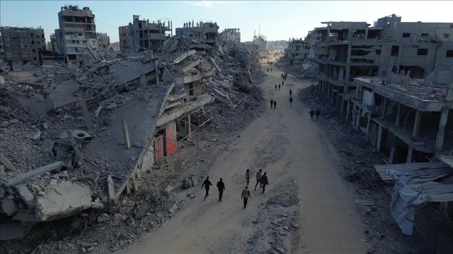 Gazze'de Sarı Hat Yakınındaki Filistinliler Hayatta Kalma Mü...