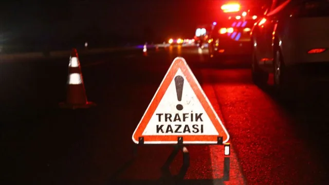 Ankara'da feci trafik kazası: İki otomobil çarpıştı, 4 kişi...