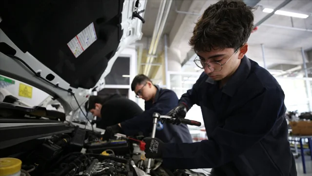 Meslek liseleri gelir rekoru kırdı: 7,1 milyar lira