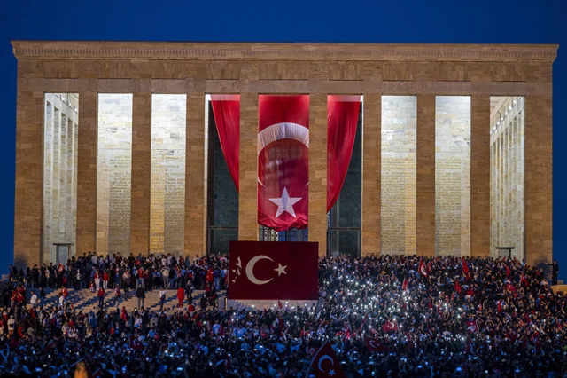 Anıtkabir 10 Kasım'da 1 milyon 219 bin 148 ziyaretçiyi ağırl...