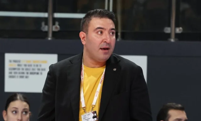 THY Kadın Voleybol Takımı, Saim Pakkan ile Yolları Ayırdı