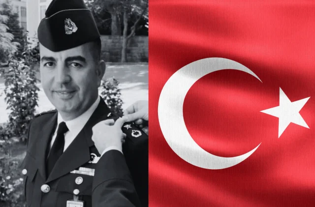 Pilot Yarbay Gökhan Korkmaz'ın Büyükçekmece'deki evinde taziye ziyaretleri sürüyor