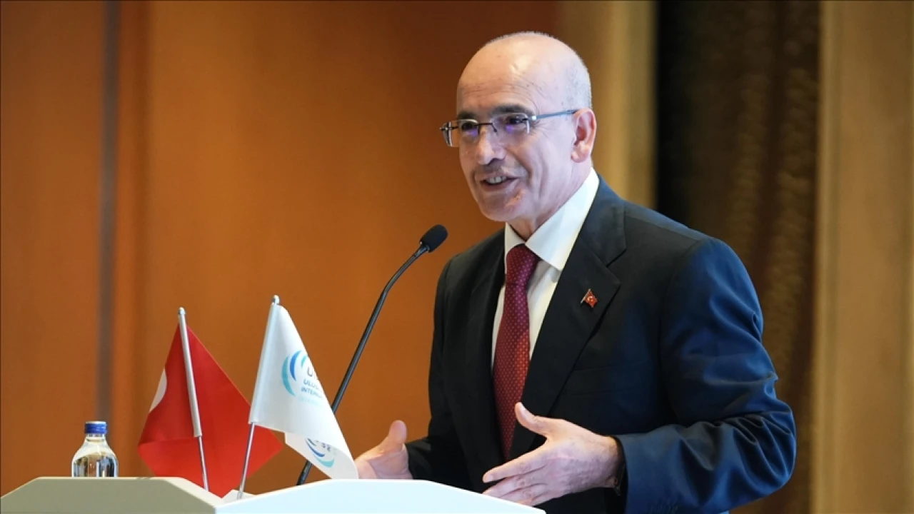 Bakan Şimşek: Doğrudan yatırımlar son 10 yılın en yüksek seviyesine ulaştı