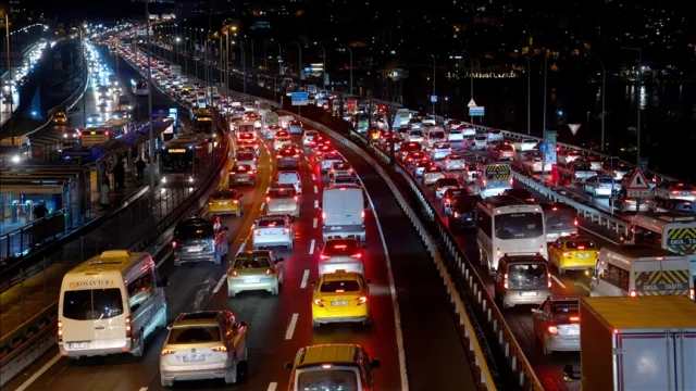 İstanbul Trafiği Akşam Saatlerinde Yüzde 89'a Ulaştı