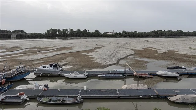 Portekiz'de Claudia Fırtınası: 2 Ölü, Binlerce Kişi Elektrik...