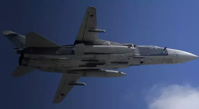 Rusya Karelya'da Su-30 Savaş Uçağı Düştü