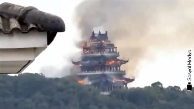 Çin tapınak yangını: 1500 yıllık Yongqing Tapınağı etkilendi