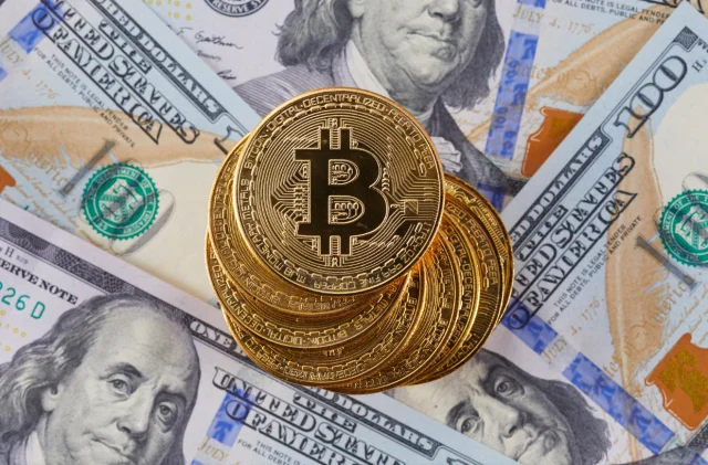 Bitcoin son 7 ayın en düşük seviyesinde!