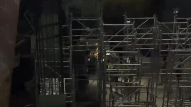 Beyoğlu metro inşaatında iskele çökmesi: Yaralılar var