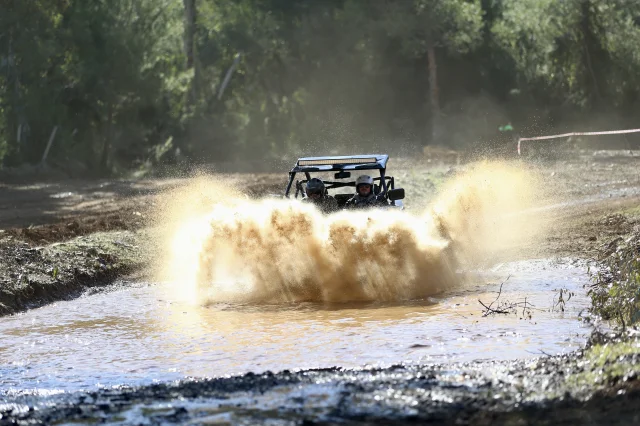 Off-road tutkunları Fethiye'deki şenlikte buluştu