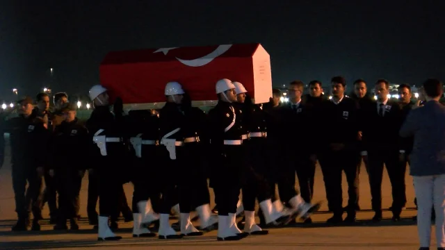 Pilot Hasan Bahar Türkiye'ye getirildi: Naaş yurtta