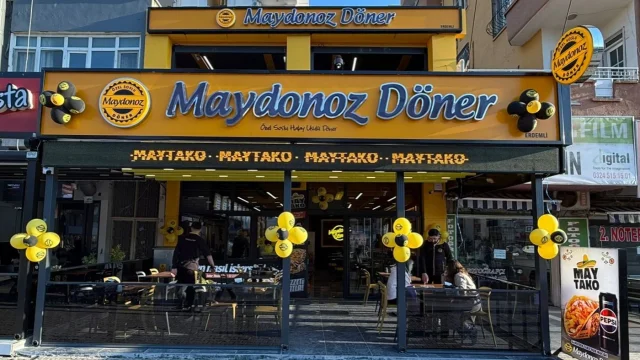 Maydonoz Döner'e yönelik FETÖ davası sanıklarının yargılanma...