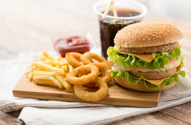 Bilim Dünyası: Aşırı işlenmiş gıdalar tüm organlara zarar ve...