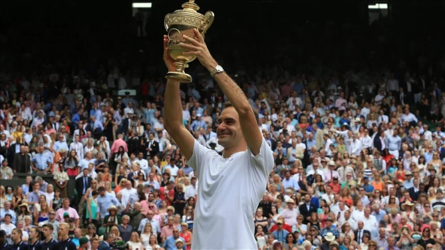 Roger Federer, Uluslararası Tenis Şöhretler Müzesi'ne Seçild...