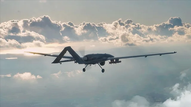 Almanya, silahlı kuvvetlerine şüpheli İHA'ları vurma yetkisi...