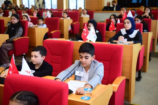 Sancaktepe Çocuk Meclisi ilk oturumunu yaptı