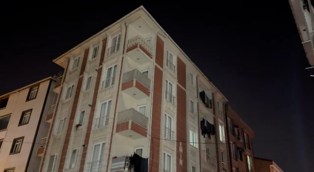 Esenyurt zehirlenme olayı: 1'i bebek 4 kişi hastaneye kaldır...