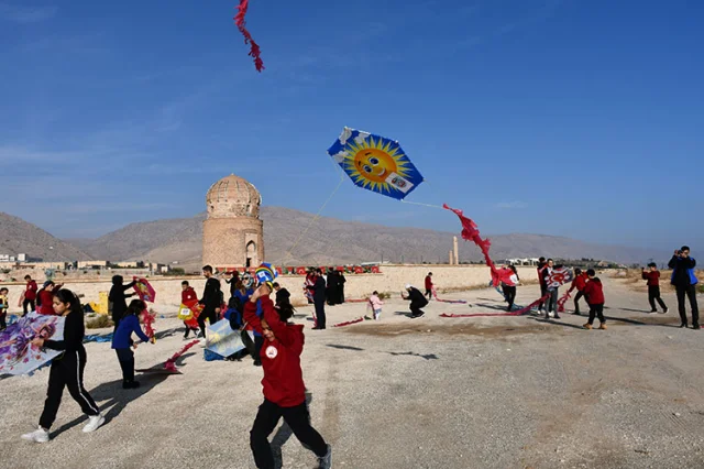 Hasankeyf uçurtma etkinliğiyle çocuk hakları vurgulandı