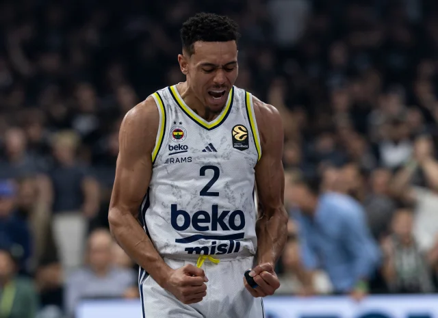 Fenerbahçe Beko Partizan'ı 99-87 Mağlup Etti
