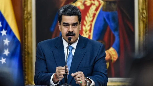 Venezuela Devlet Başkanı Maduro, ABD'li öğrencilerden destek...