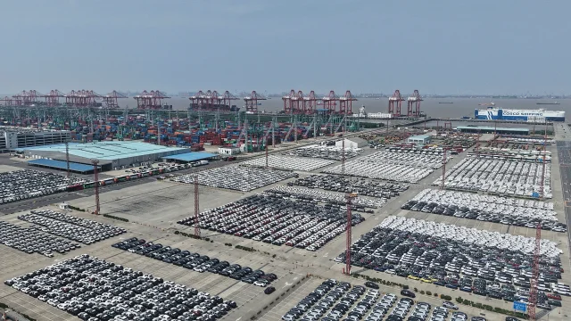 İthal Otomobillere Ek Vergi Geliyor: Fiyatlar 500 Bin TL Art...