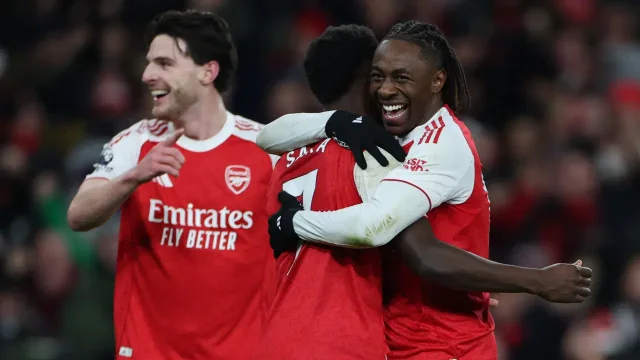 Arsenal, Londra Derbisinde Tottenham'ı 4-1 Mağlup Etti