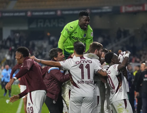 Trabzonspor Rams Başakşehir'i 4-3 Mağlup Etti