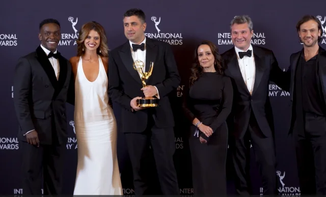 Türk Dizisi Deha, Uluslararası Emmy'de Telenovela Ödülünü Kazandı