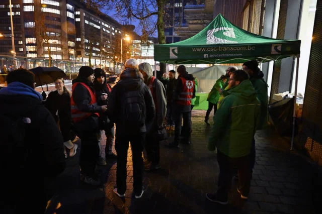 Belçika'da kamu ve ulaşım durdu: Grev ikinci gününde