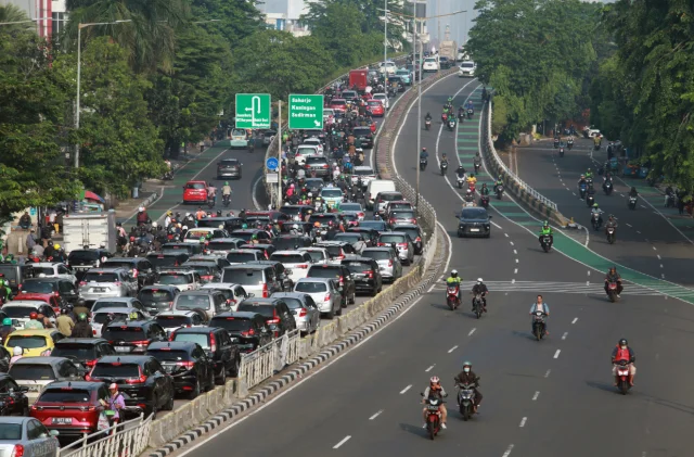 Tokyo'yu geride bırakan şehir: Cakarta 42 milyon nüfusla zir...
