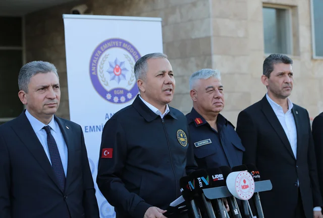 Narkokapan Antalya operasyonu: 458 şüpheli gözaltında