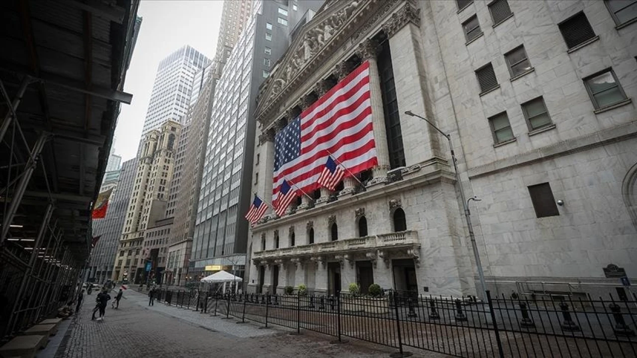 ABD, Venezuela gerilimi ortasında Karayipler'de savaş gemilerini ziyaret etti