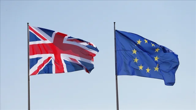 İngiltere'nin AB savunma fonuna erişimi 30 Kasım'da netleşec...