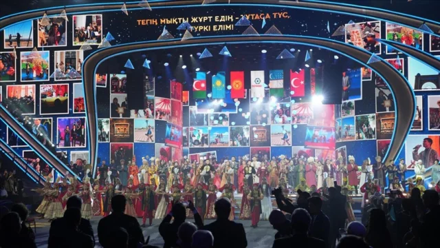 Türk Dünyası Kültür Başkenti Andican'a devredildi