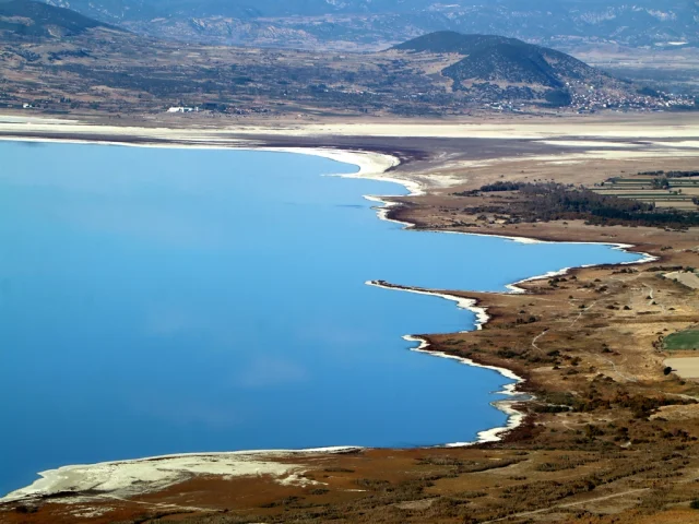 Burdur Gölü 55 yılda 21 metre çekildi: Son görüntü