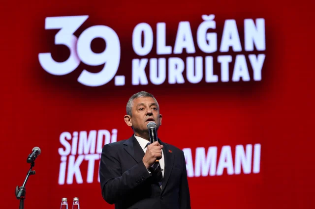 CHP Kurultayı'nda Sonuç: Özgür Özel Güven Tazeledi