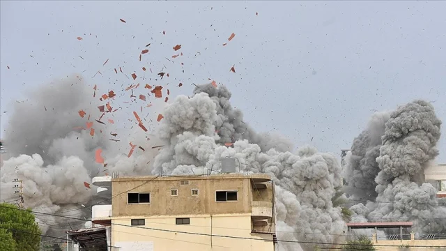 İsrail Ateşkese Rağmen Saldırılarını Sürdürüyor